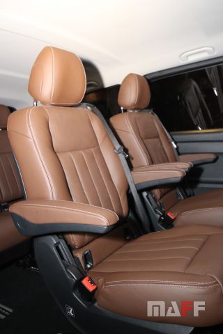 Tapicerka samochodowa Mercedes-Benz W447 - 9