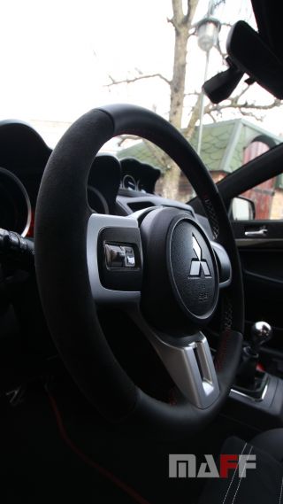 Obszycie kierownicy Mitsubishi Evo-x - 3