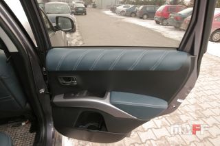 Panele drzwiowe Mitsubishi Outlander - 20