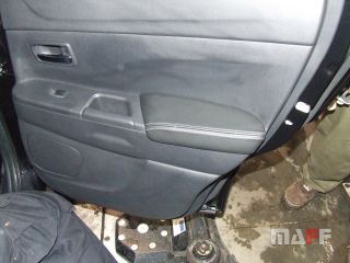 Panele drzwiowe Mitsubishi Outlander - 4