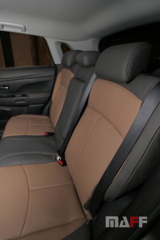 Tapicerka samochodowa Mitsubishi Outlander - 16