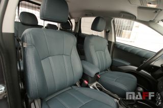 Tapicerka samochodowa Mitsubishi Outlander - 12