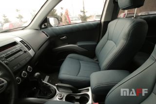Tapicerka samochodowa Mitsubishi Outlander - 12