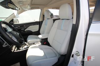 Tapicerka samochodowa Mitsubishi Outlander - 5