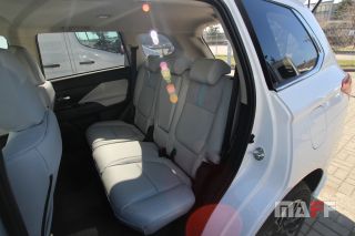Tapicerka samochodowa Mitsubishi Outlander - 10