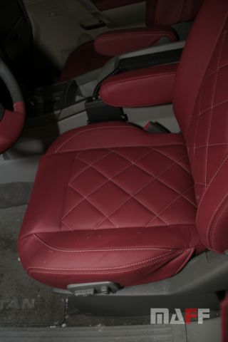 Tapicerka samochodowa Nissan Titan - 3