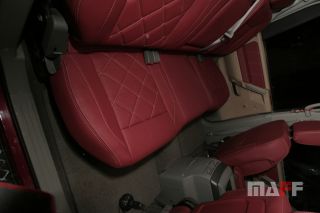 Tapicerka samochodowa Nissan Titan - 13