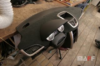 Obszycie kokpitu Peugeot 207 - 1
