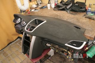 Obszycie kokpitu Peugeot 207 - 5