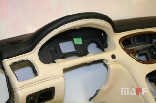 Obszycie kokpitu Peugeot 607 - 4