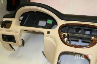 Obszycie kokpitu Peugeot 607 - 6