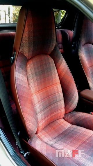 Tapicerka samochodowa Porsche 964 - 4