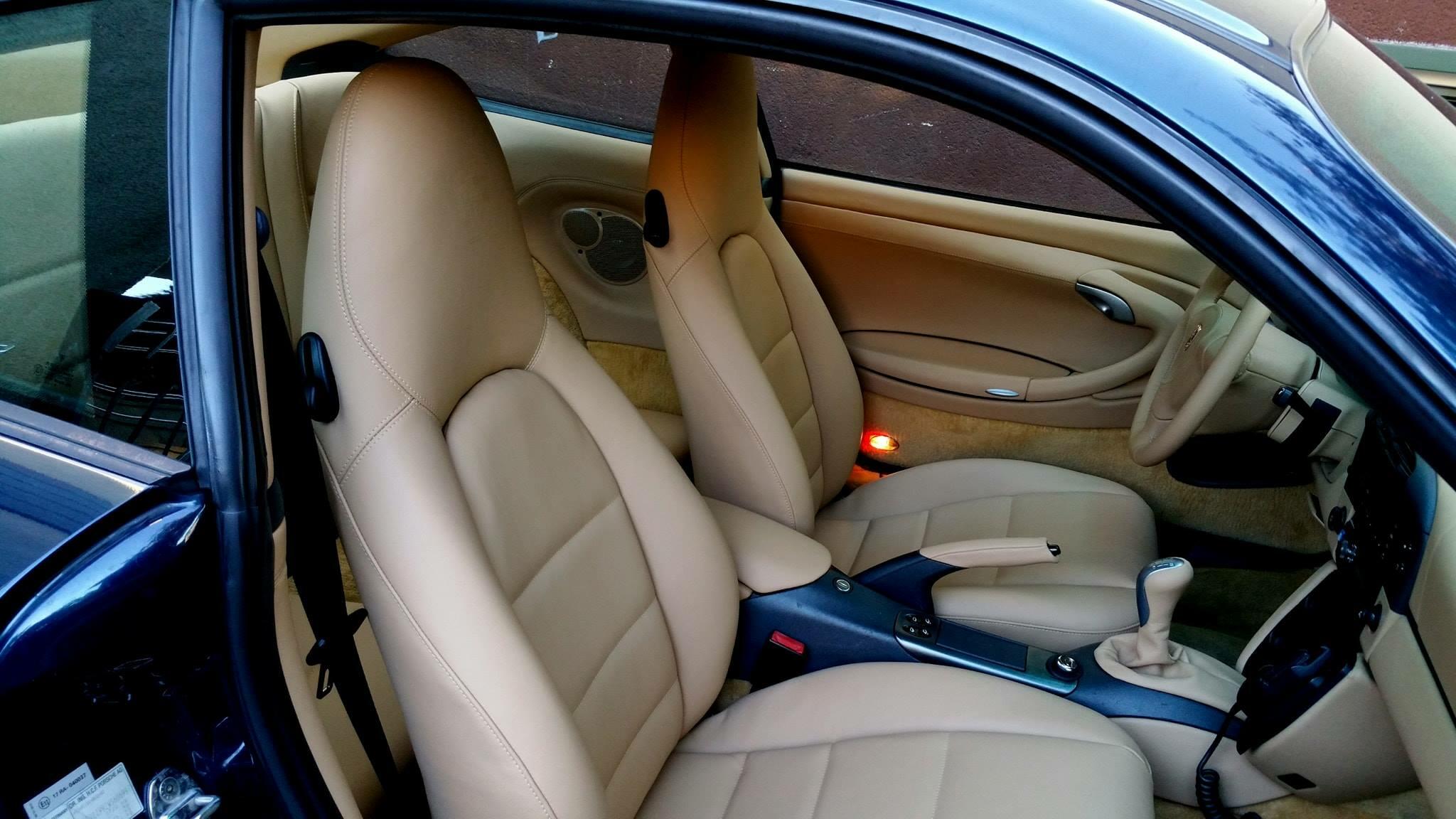 Tapicerka samochodowa Porsche Carrera 996