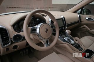 Obszycie kierownicy Porsche Cayenne - 2