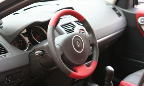Obszycie kierownicy Renault Megane II