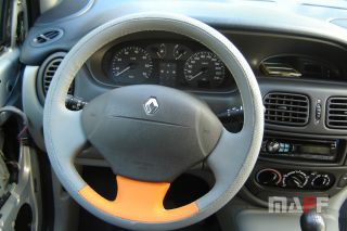 Obszycie kierownicy Renault Scenic - 2