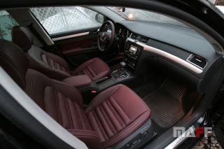 Tapicerka samochodowa Skoda Superb-ii - 14