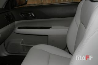 Panele drzwiowe Subaru Forester - 2