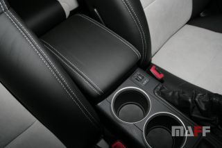 Tapicerka samochodowa Subaru Legacy - 15