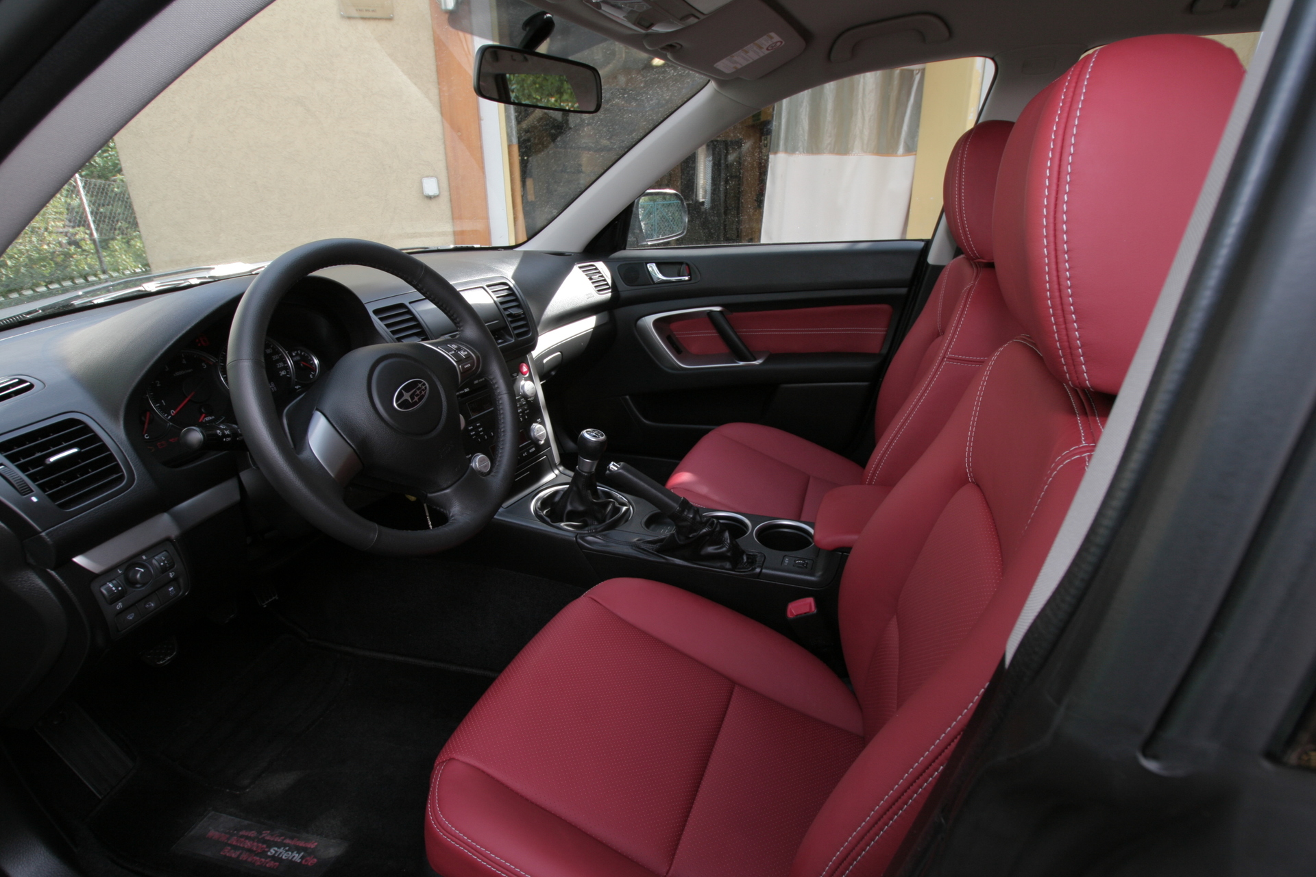 Obszycie kierownicy Subaru Outback
