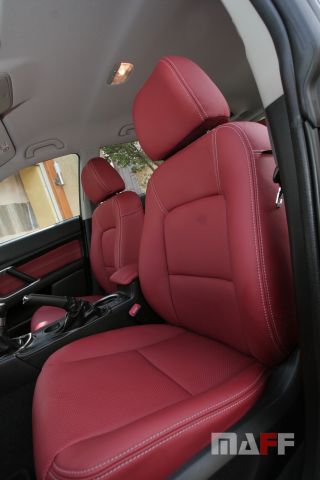 Tapicerka samochodowa Subaru Outback - 14