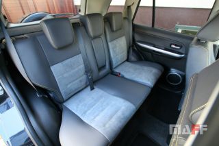 Tapicerka samochodowa Suzuki Grand-vitara - 18