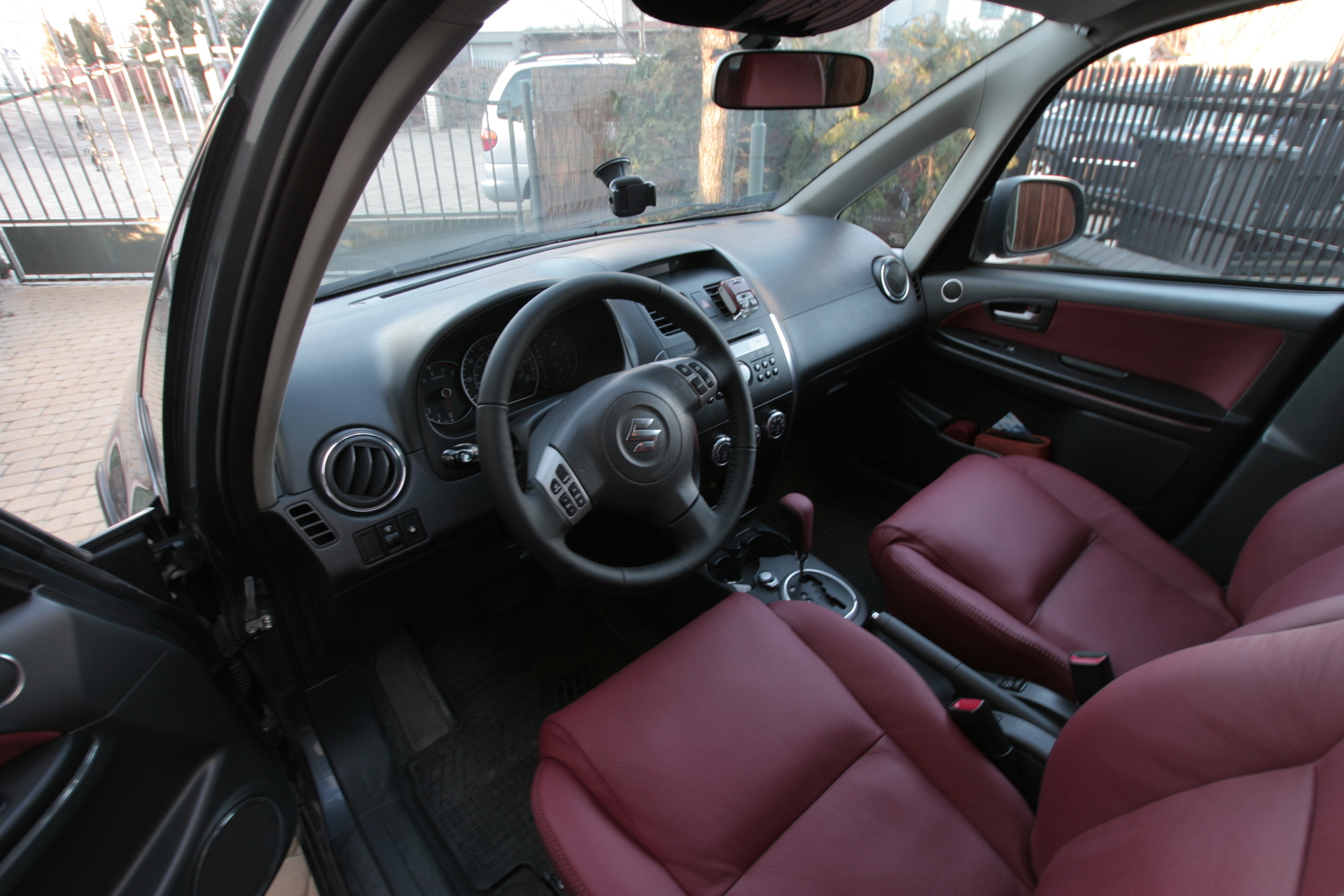 Obszycie kierownicy Suzuki SX4