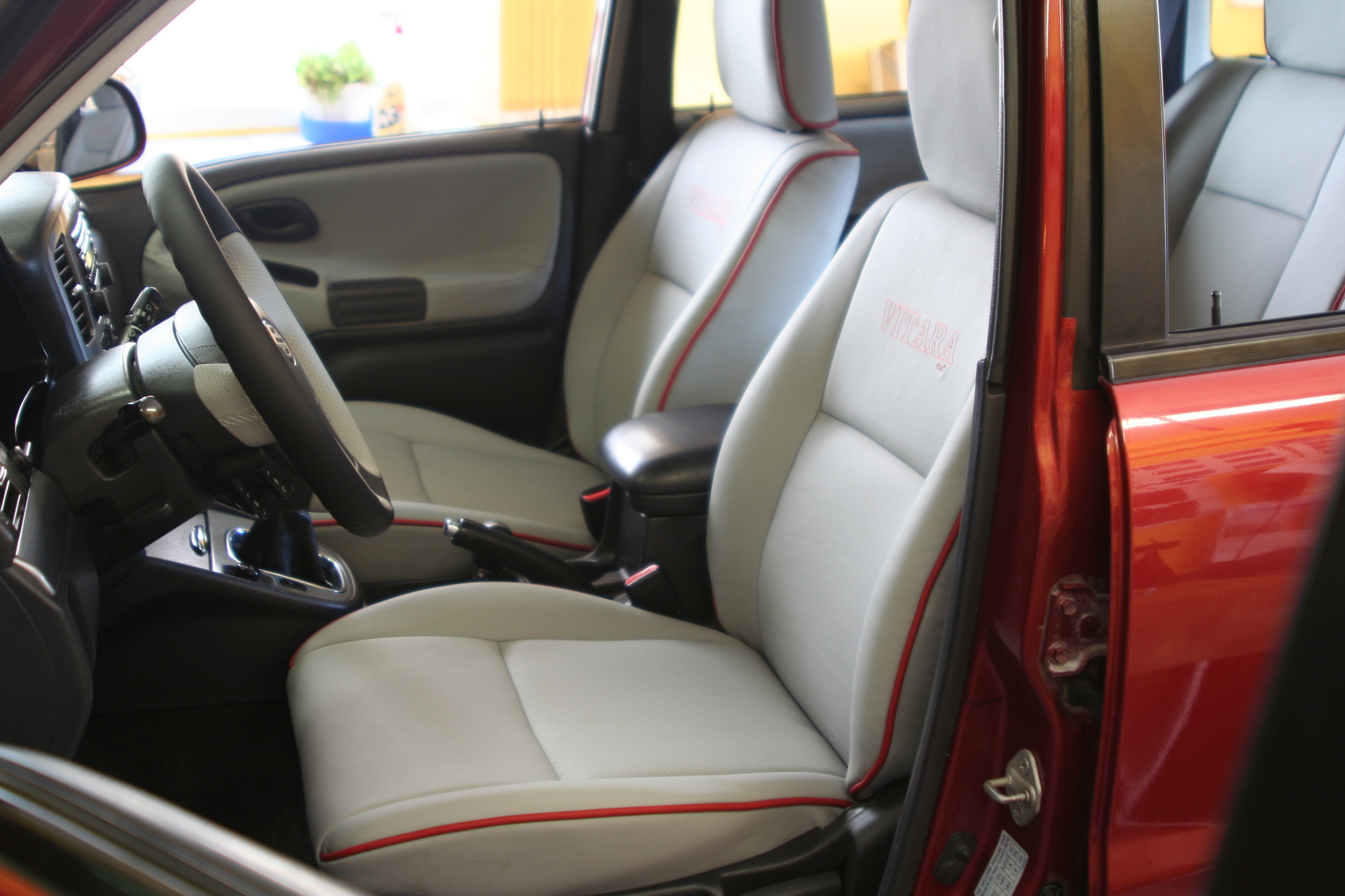 Tapicerka samochodowa Suzuki Vitara
