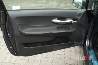 Panele drzwiowe Toyota Auris - 1