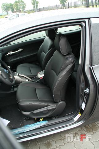 Tapicerka samochodowa Toyota Auris - 2