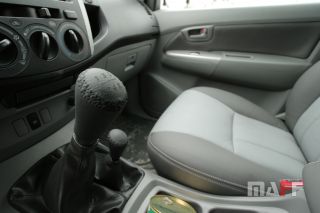 Tapicerka samochodowa Toyota Hilux - 4