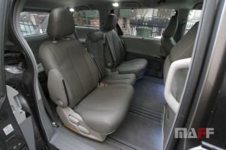 Tapicerka samochodowa Toyota Previa - 2