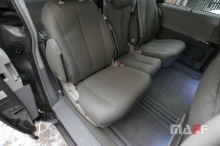 Tapicerka samochodowa Toyota Previa - 4