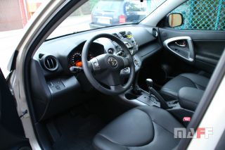 Obszycie kierownicy Toyota Rav-4 - 2
