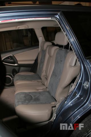 Tapicerka samochodowa Toyota Rav-4 - 13