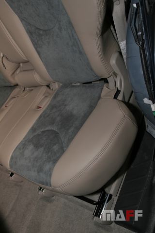 Tapicerka samochodowa Toyota Rav-4 - 14