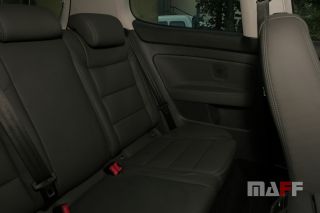 Tapicerka samochodowa VW Golf-r32 - 14