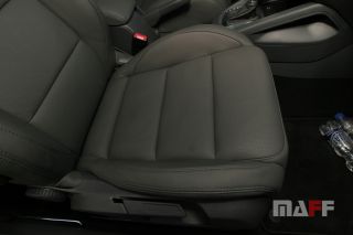 Tapicerka samochodowa VW Golf-r32 - 19